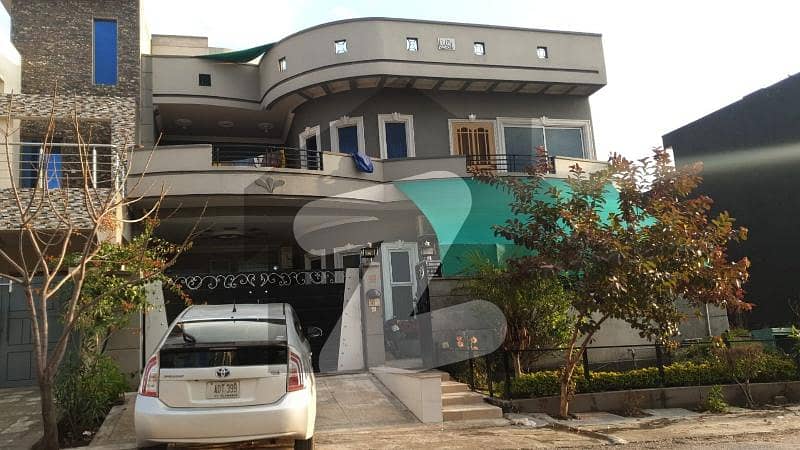 9 Bedroom Tripel Storey 12 Marla House Size 40x80 Islamabad G. 13