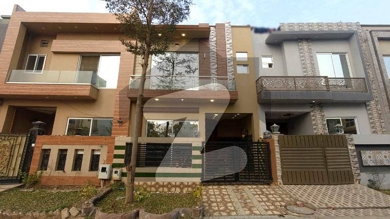 الکبیر ٹاؤن - فیز 2 الکبیر ٹاؤن,رائیونڈ روڈ,لاہور میں 3 کمروں کا 3 مرلہ مکان 1.12 کروڑ میں برائے فروخت۔