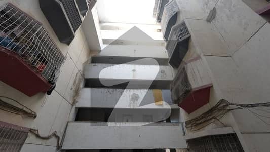 Ready To Buy A Prime Location Flat 1700 Square Feet In Gulshan-E-Iqbal - Block 13/D-3