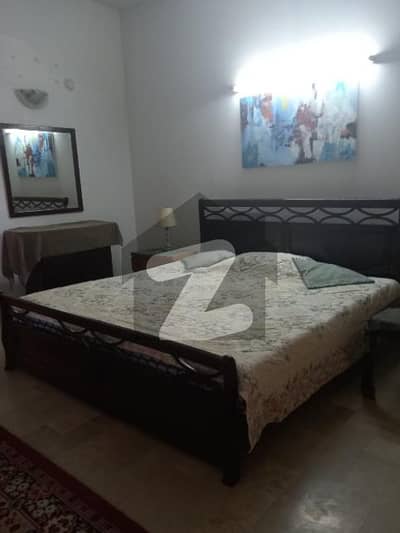 Room Available Full Furnished Defence