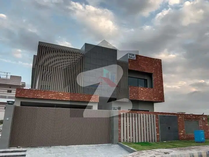 Brand New Luxurious House North Facing Sector C