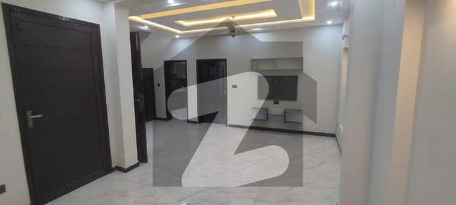 Central Park A1 Block 5 Marla Portion For Rent