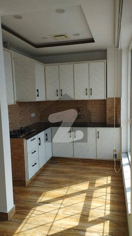 One Bedrooms Non Furnished Apartment Available For Rent