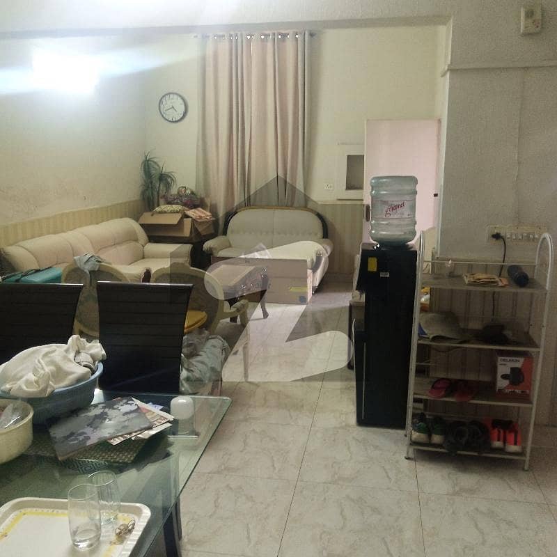 علامہ اقبال ٹاؤن لاہور میں 1 کمرے کا 5 مرلہ زیریں پورشن 35.0 ہزار میں کرایہ پر دستیاب ہے۔