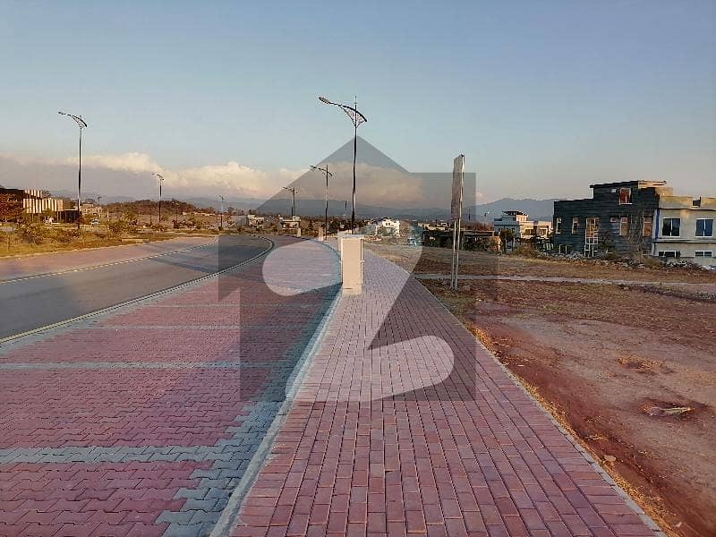 8 Marla Commercial Plot For Sale Is Available In Bahria Enclave Sector J