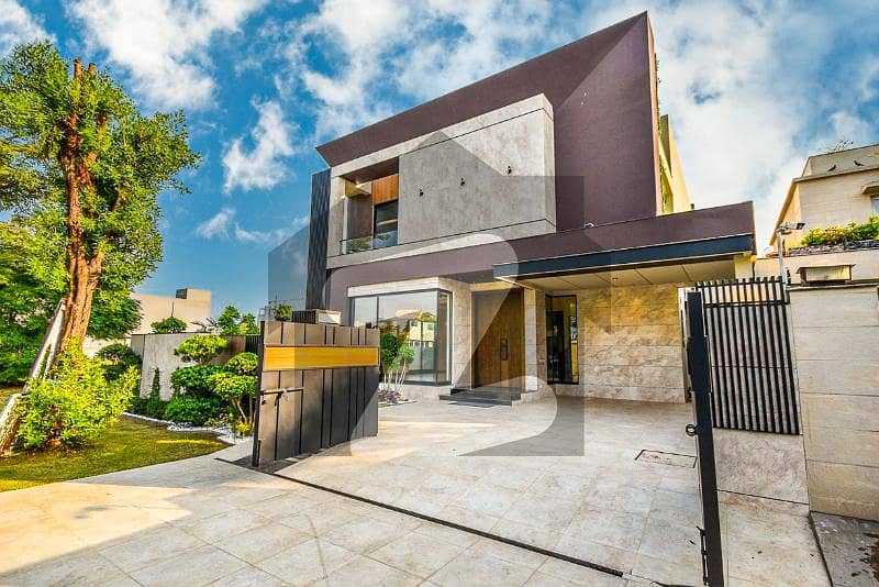 Near To 
Defence Raya
 Golf Course 1 Kanal Luxury Design House Is Available For Sale In DHA Phase-6