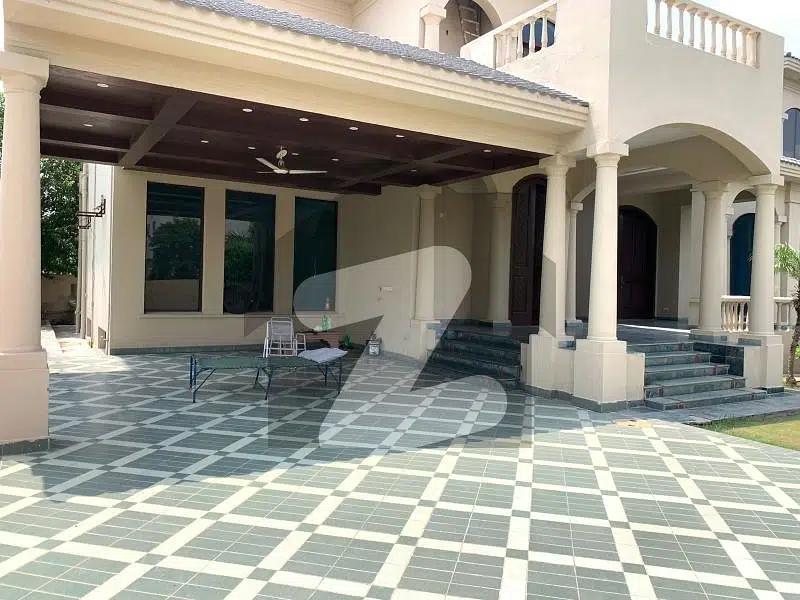 DHA Phase 3 Z-Block 2-Kanal Fully Basement Slightly Used Luxury Double Unit Bungalow Available For Rent
