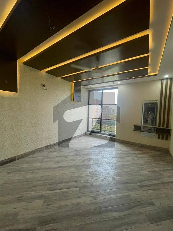 1 kanal ground floor sepret gate portion for rent near to judicail