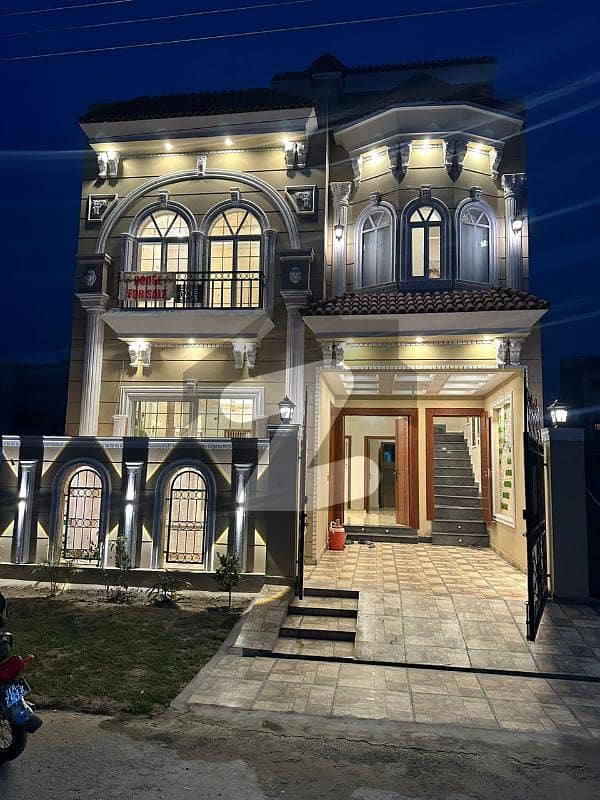 FACING PARK 5 MARLA BRAND NEW HOUSE FOR SALE CENTRAL PARK LAHORE