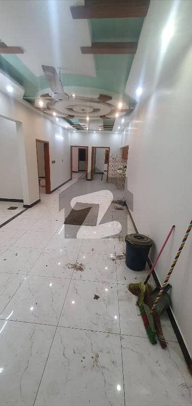 Nazimabad No. 4 New 5 Bedroom Drwaing Lounge Banglow Floor Available For Rent