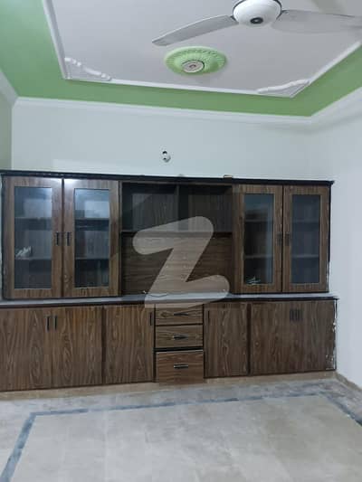 سنگھار ٹاؤن راولپنڈی میں 4 کمروں کا 5 مرلہ مکان 60.0 ہزار میں کرایہ پر دستیاب ہے۔
