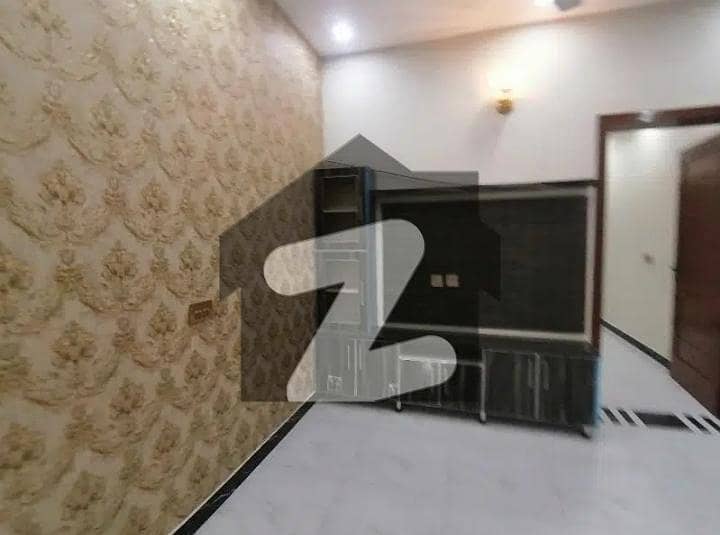 ایڈن بولیوارڈ ہاؤسنگ سکیم کالج روڈ,لاہور میں 3 کمروں کا 3 مرلہ مکان 1.4 کروڑ میں برائے فروخت۔