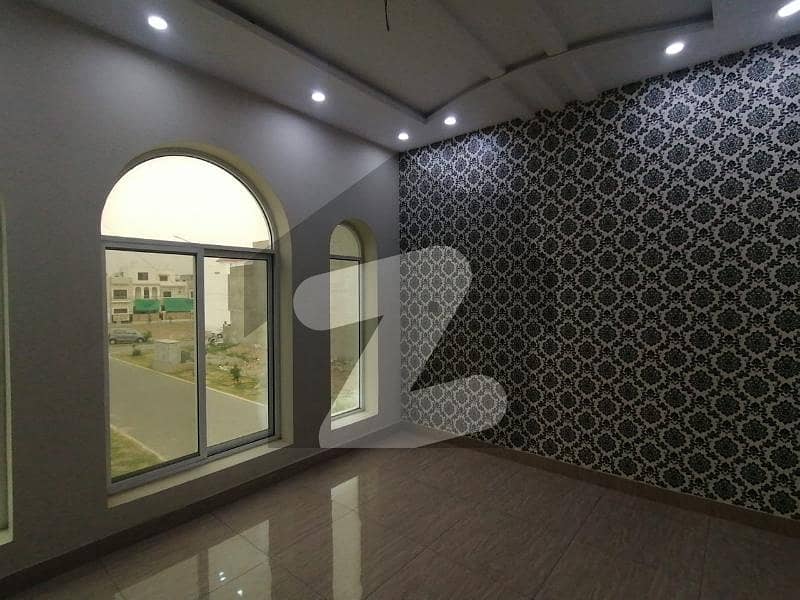 Reasonably-Priced 10 Marla House In Gulshan-E-Ravi - Block F, Lahore Is Available As Of Now