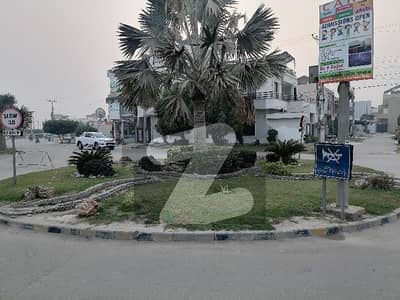 Ready To Buy A Prime Location Residential Plot 5 Marla In Wapda Town Phase 1 - Block E