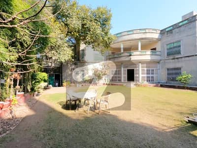 ریواز گارڈن لاہور میں 8 کمروں کا 2 کنال مکان 22.0 کروڑ میں برائے فروخت۔