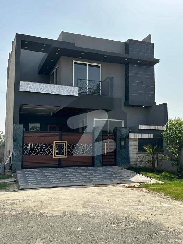 6 Marla Brand New House For Sale in Jaranwala Road Society