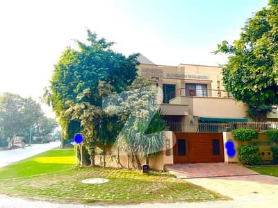 ڈی ایچ اے فیز 5 ڈیفنس (ڈی ایچ اے),لاہور میں 3 کمروں کا 11 مرلہ مکان 6.2 کروڑ میں برائے فروخت۔