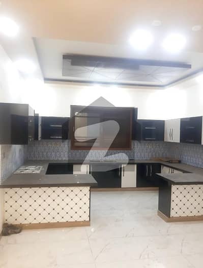 ڈی ایچ اے فیز 8 ڈی ایچ اے ڈیفینس,کراچی میں 7 کمروں کا 1 کنال مکان 4.5 لاکھ میں کرایہ پر دستیاب ہے۔