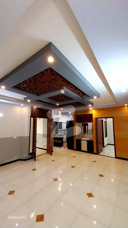 گلشنِ معمار - سیکٹر زیڈ گلشنِ معمار,گداپ ٹاؤن,کراچی میں 6 کمروں کا 9 مرلہ مکان 85.0 ہزار میں کرایہ پر دستیاب ہے۔