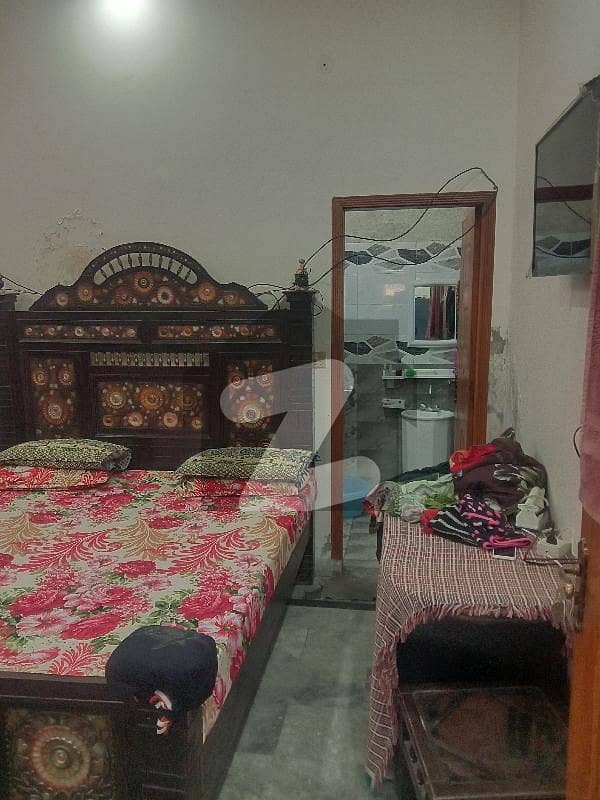 کینال فورٹٰ2 لاہور میں 3 کمروں کا 3 مرلہ مکان 69.0 لاکھ میں برائے فروخت۔