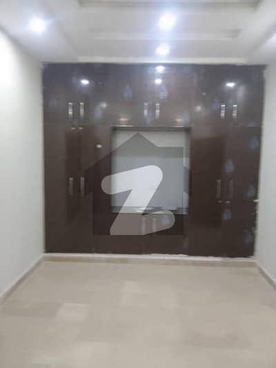 الکبیر ٹاؤن رائیونڈ روڈ,لاہور میں 3 کمروں کا 3 مرلہ مکان 45.0 ہزار میں کرایہ پر دستیاب ہے۔