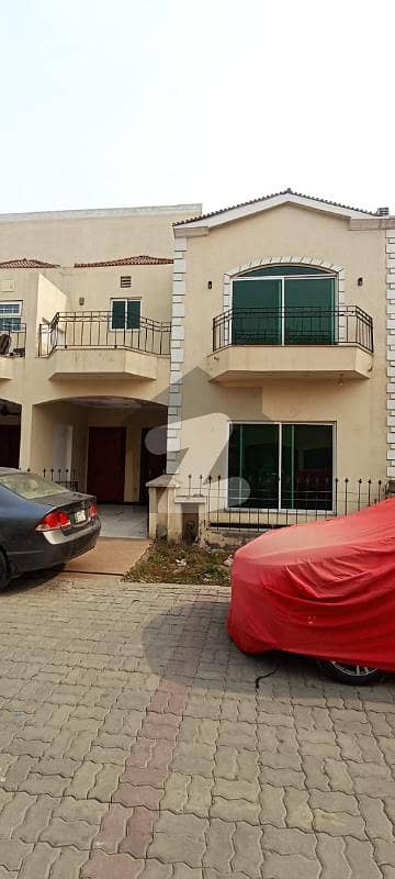 ٹرائیکون ویلیج لاہور میں 3 کمروں کا 5 مرلہ مکان 1.75 کروڑ میں برائے فروخت۔