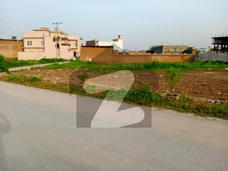 گرین کاٹیج ورسک روڈ,پشاور میں 9 مرلہ رہائشی پلاٹ 1.8 کروڑ میں برائے فروخت۔