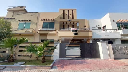 10 Marla Used House For Sale In Bahira Town Phase 3 Rawalpindi