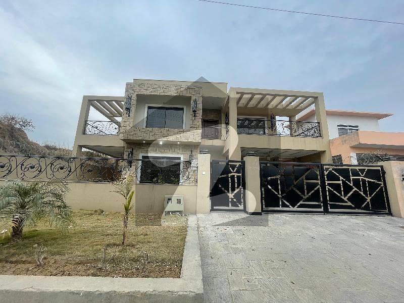 Designer House In Block C, Multi Gardens B-17, Islamabad