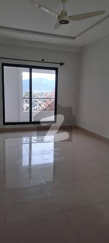 Warda Hamna 2 Flat Is Available For Rent