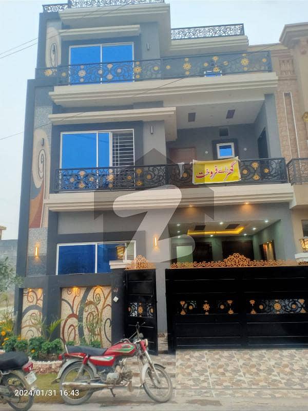 5 Marla Luxury Brand New House For Sale in Executive Block Park View City Lahore