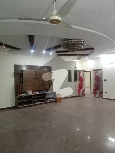 جوہر ٹاؤن فیز 2 جوہر ٹاؤن,لاہور میں 2 کمروں کا 12 مرلہ بالائی پورشن 50.0 ہزار میں کرایہ پر دستیاب ہے۔
