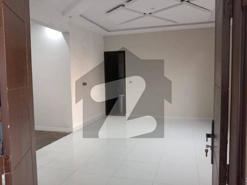400 Square Yards House For Sale In Gulistan-E-Jauhar Block 12