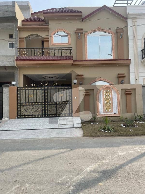 5 Marla Beautiful Spanish House For Sale In very reasonable price