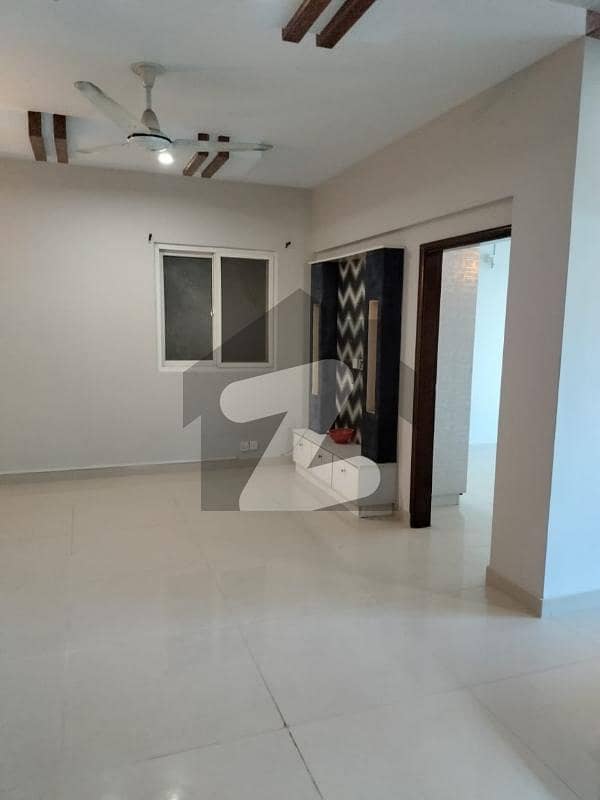 3 bed flat for rent in DHA Karachi Ittehad Commercial
