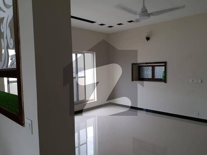 Defence Executive Tower DHA PHASE 2 FLAT AVAILABLE FOR RENT
