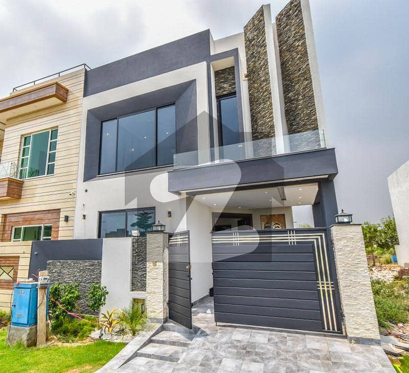 Most Luxurious House For Rent Nearby Commercial In DHA 9 Town DHA 9