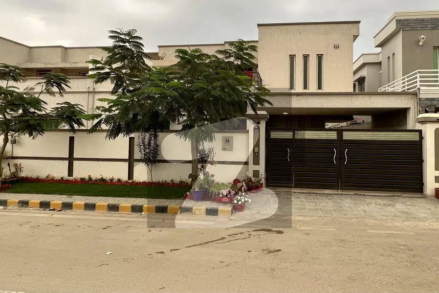 Sports Center Facing/Front Open & West Open 350 Square Yards SD House For Sale In Gated & Secure AFOHS Falcon Complex, New Malir
