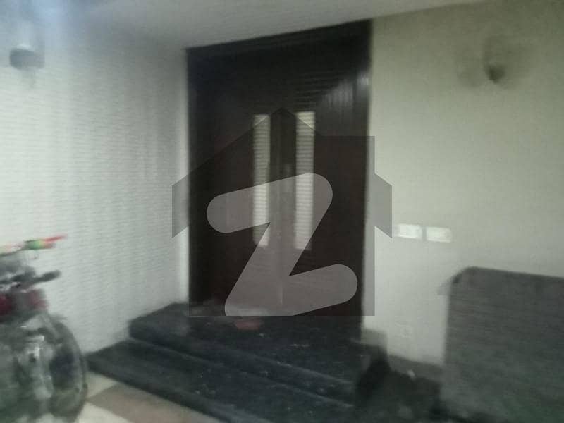 ڈی ایچ اے فیز 3 - بلاک ایکس فیز 3,ڈیفنس (ڈی ایچ اے),لاہور میں 5 کمروں کا 1 کنال مکان 7.9 کروڑ میں برائے فروخت۔