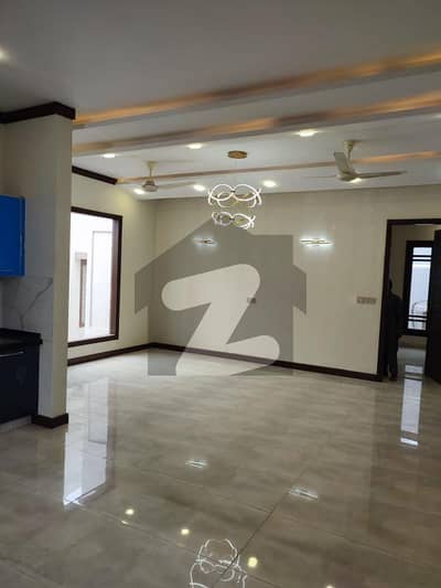 ڈی ایچ اے فیز 4 ڈی ایچ اے ڈیفینس,کراچی میں 6 کمروں کا 12 مرلہ مکان 11.0 کروڑ میں برائے فروخت۔