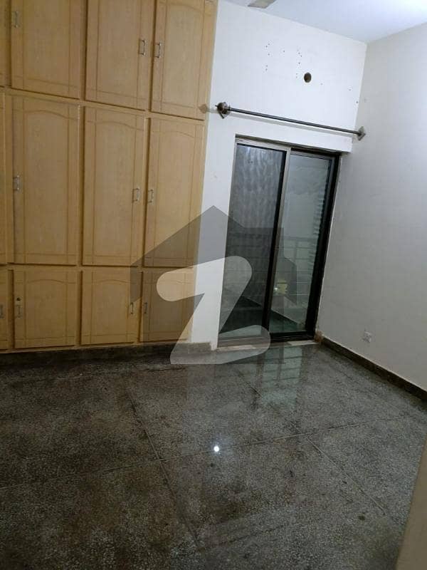 G-11/4 FGEHA E-Type 2nd Floor Flat For Rent Renovated