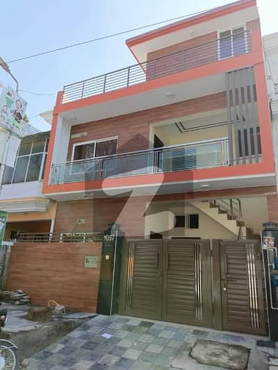 G-11 Size 25 40 Double Story House For Sale