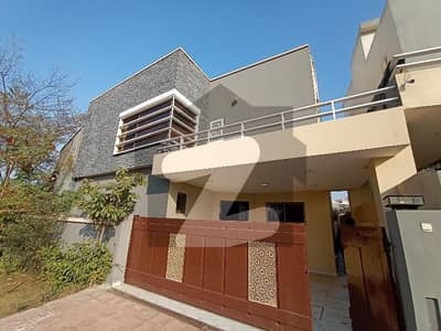 9 Marla House For Sale In Bahria Town Phase 8 Rawalpindi
