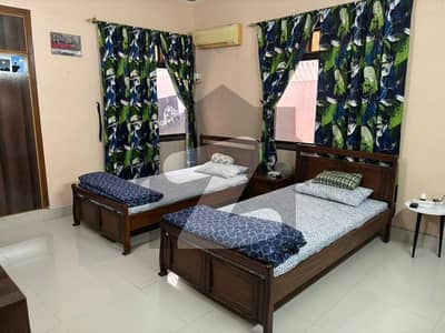 Double Storey 240 Square Yards House Available In Gulistan-e-Jauhar - Block 15 For sale