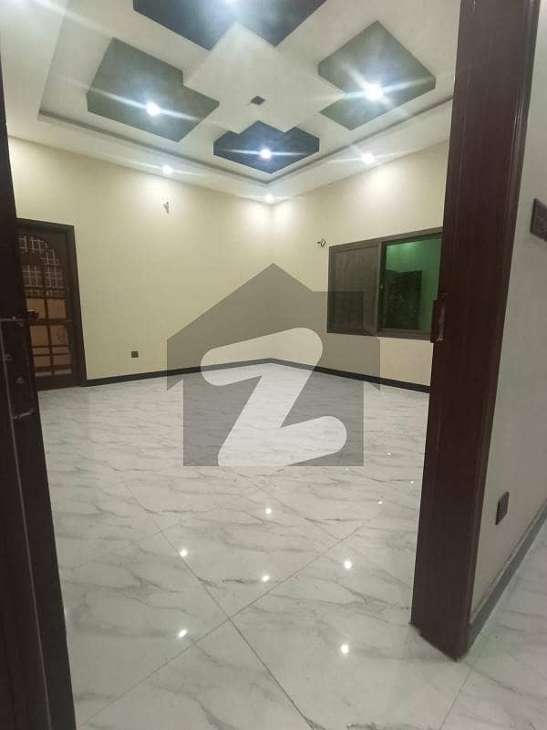 200 Square Yards Upper Portion In Stunning Model Colony - Malir Is Available For Rent