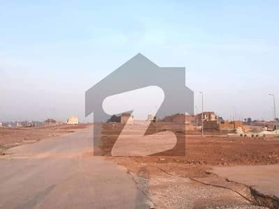 5 Marla Plot Available For Sale In Overseas Block
