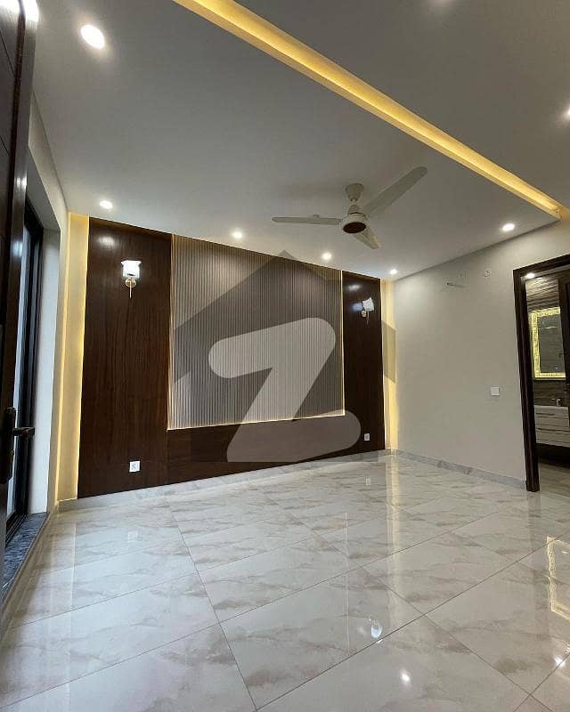 10 MARLA BRAND NEW HOUSE FOR RENT IN EDEN AVENUE LAHORE 10 MARLA BRAND NEW HOUSE FOR RENT IN EDEN AVENUE LAHORE