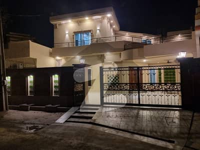 14 Marla Brand New Luxury House For SALE In Wapda Town