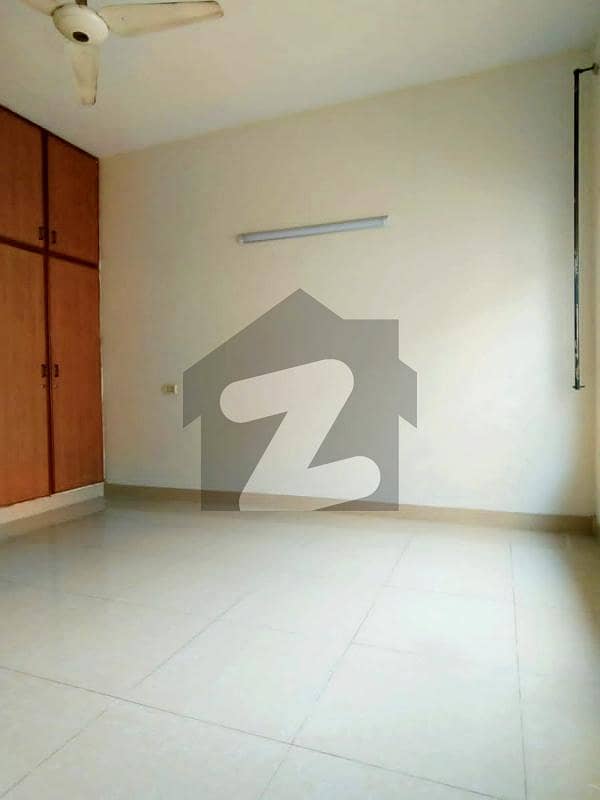 1 Kanal Upper Portion Available For Rent In DHA Phase 6 Lahore