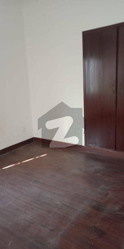 4 Bedrooms Specious Apartment DD Apartment Available For Rent In CLIFTON GARDEN KARACHI